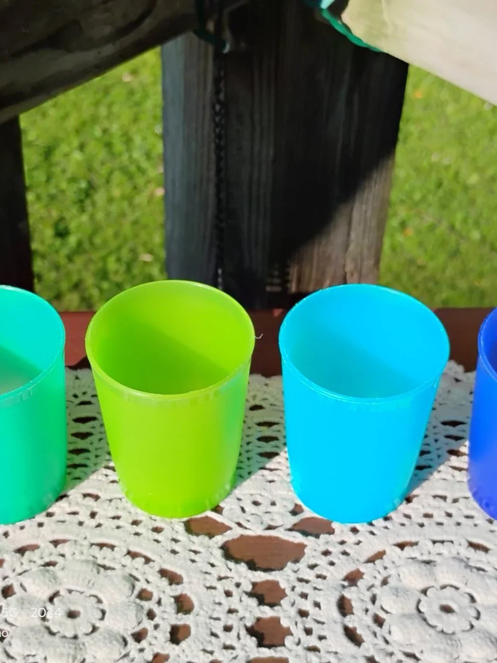 miniature Tupperware Neon tumblers mini serve toy set #1503 Set of 4 hold 2 oz